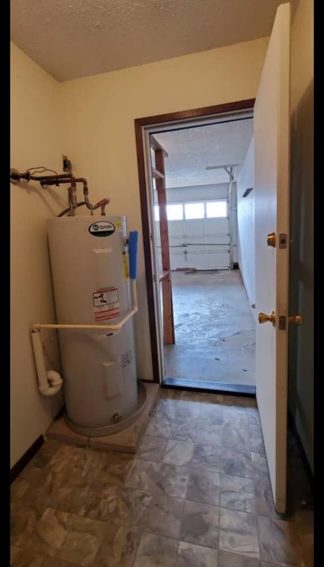 Photo - 5112 Shadylane Dr