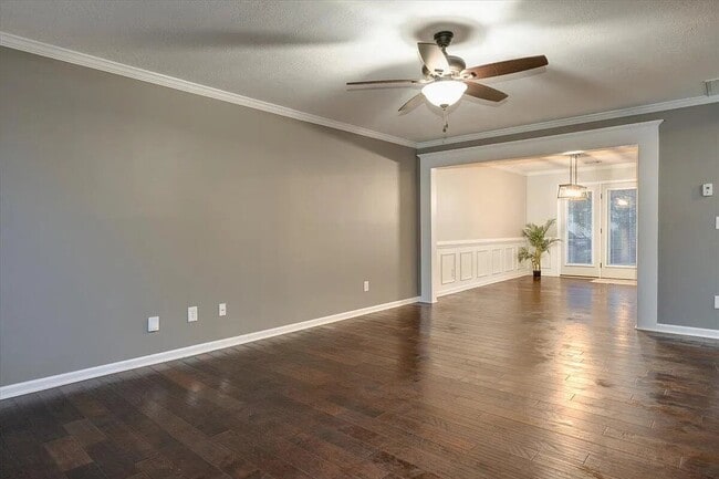 Photo - 756 Keyes Dr