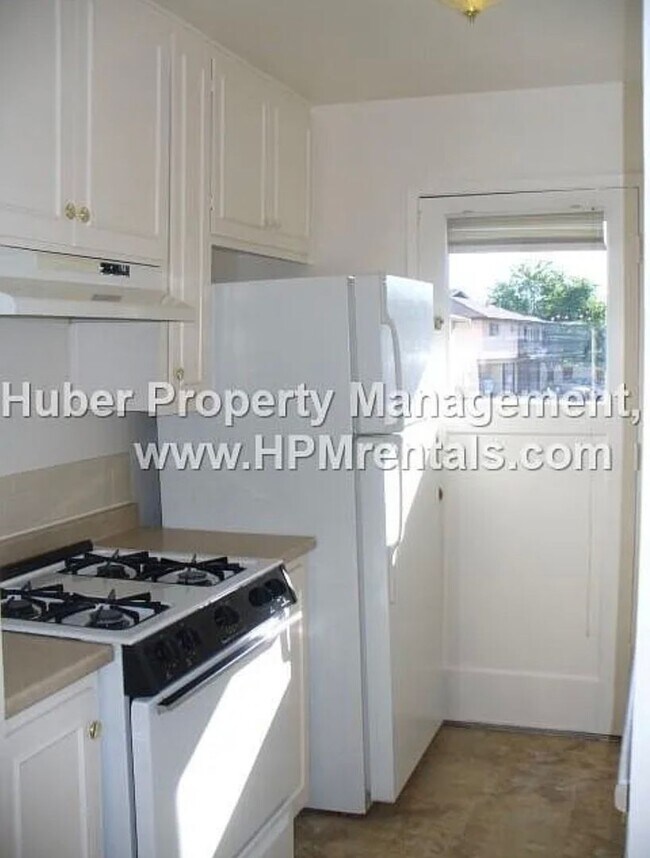 Photo - Bright & Spacious 2-Bedroom Condo with Great Amenities