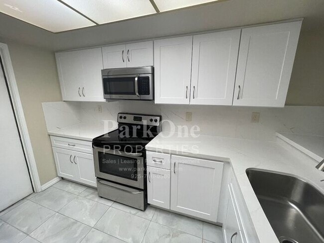 Photo - Spacious Town house in Pleasant Hill Now A...