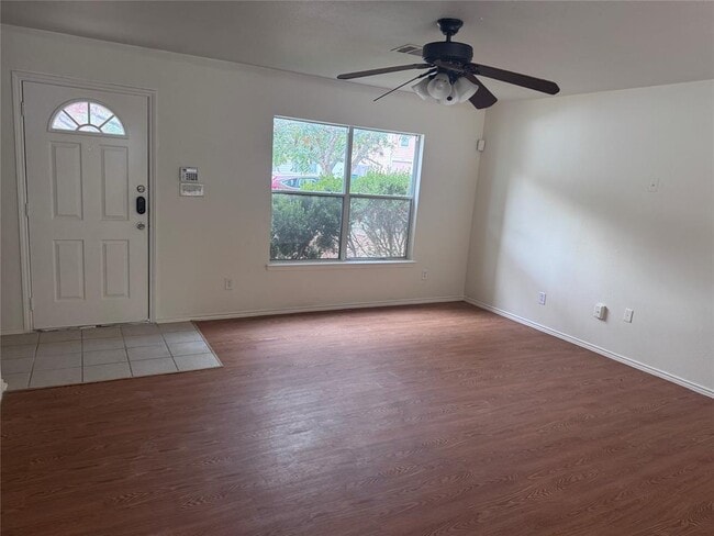 Photo - 10935 Old Manchaca Rd