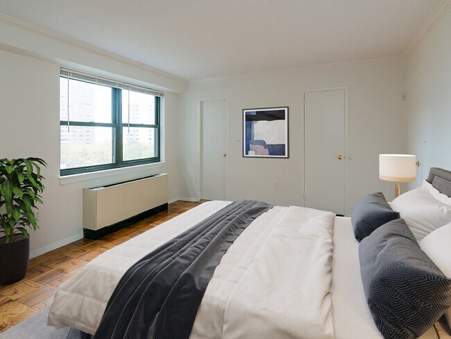 Photo - 9 Hawthorne Pl Unit 7N