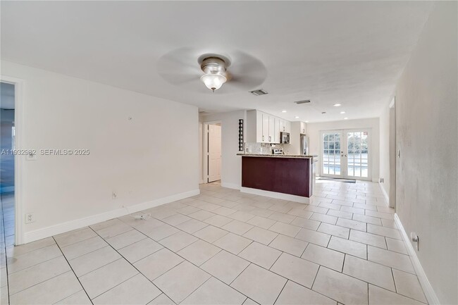 Photo - 5900 N Farragut Dr