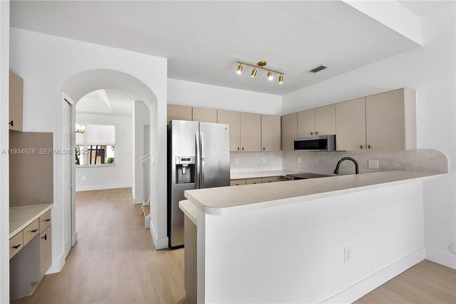 Photo - 8354 NW 142nd St