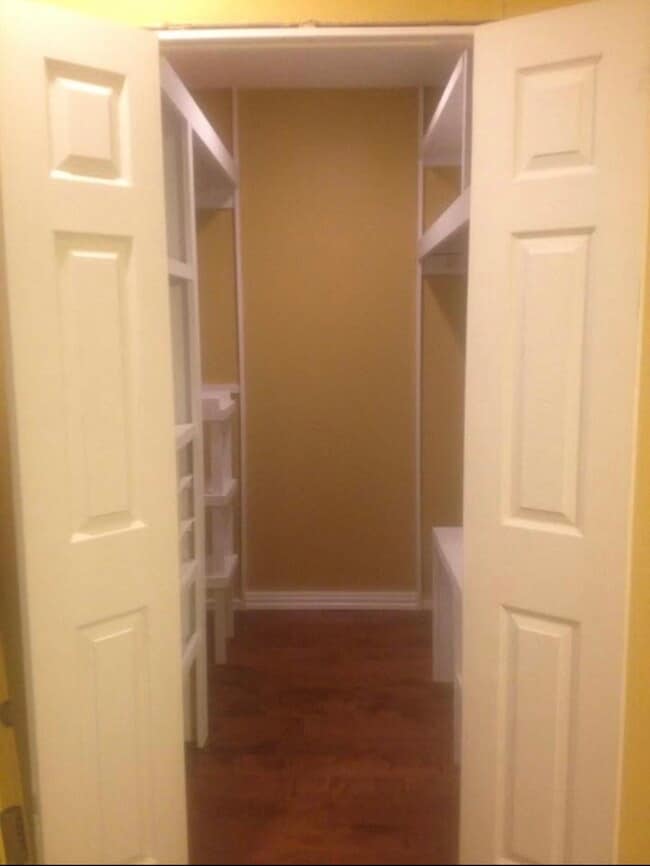Photo - 4634 Lamont St