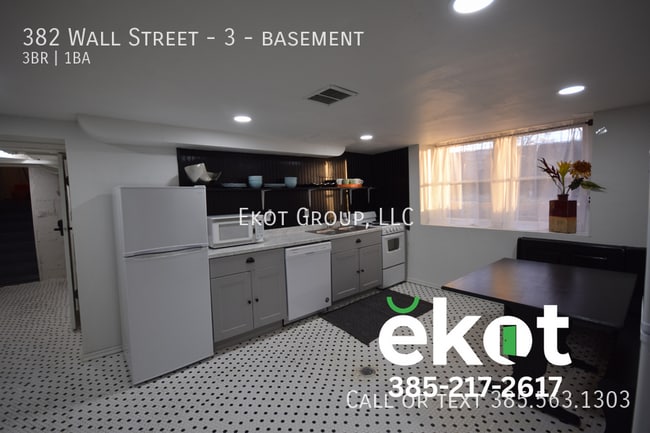 Building Photo - 382 Wall St Unit 3 - basement