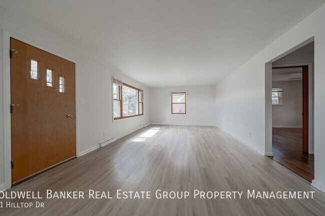 Photo - 171 Hilltop Drive, Green Bay