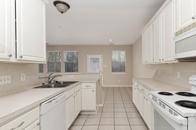 Photo - 10 Peach Ridge Pl
