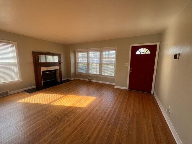 Photo - 3323 Dean Dr