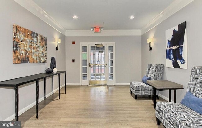 Photo - 5108 Donovan Dr Unit 404
