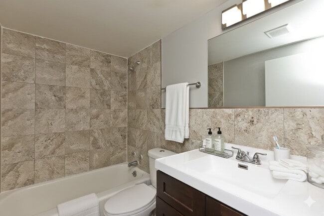 Photo - Newly Renovated 1 Bedroom Corner Unit Unit F2