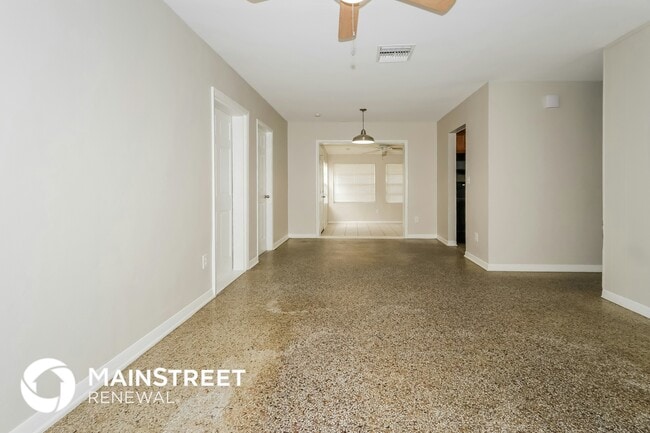 Photo - 3153 SE Banyan St