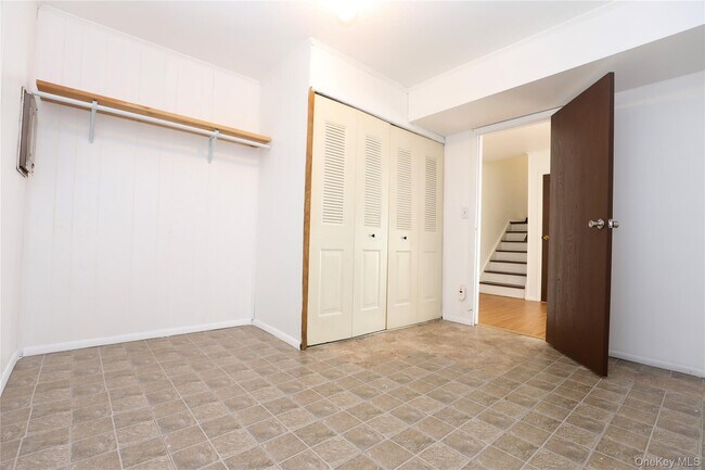 259 Village Ct