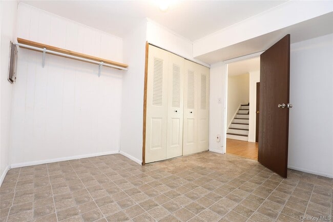 Photo - 259 Village Ct