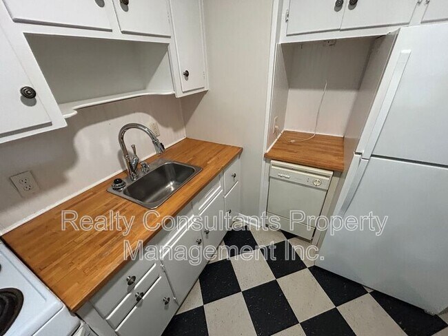 Photo - 1815 Mimosa Dr