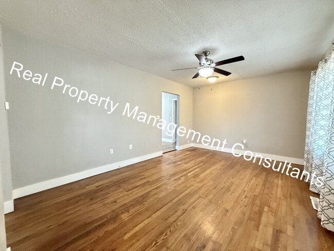 Photo - 406 9th St Terrace