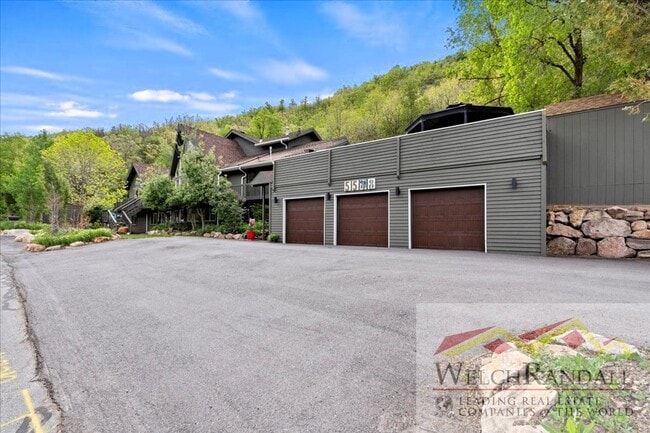Photo - Stunning Emigration Canyon Home - Spacious...