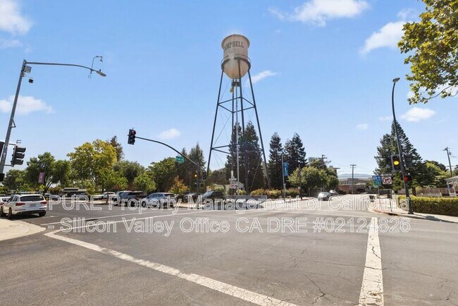 Photo - 110 S 1st St