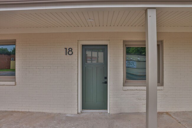Photo - Modern Remodel with Designer Finishes | All Utilities Included Unit 18