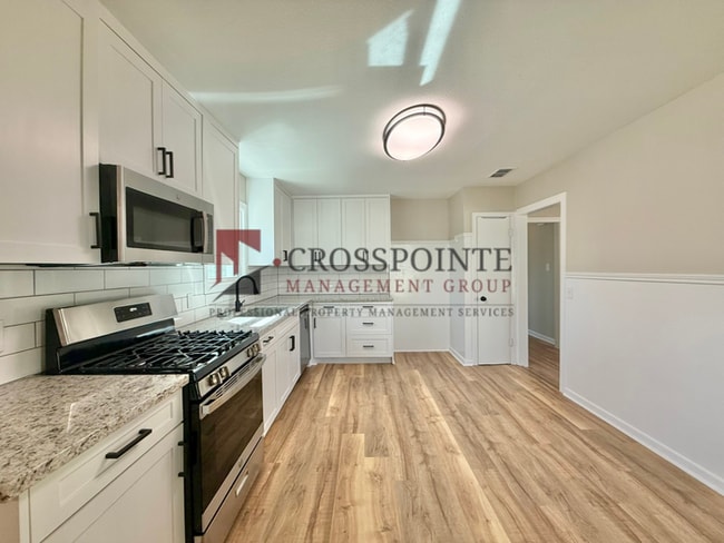 Photo - 303 N Virginia Ave