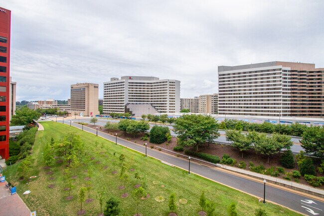 Photo - 1515 Richmond Hwy Unit ID8460A