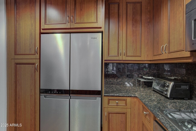 7147 E Rancho Vista Dr Unit 4007