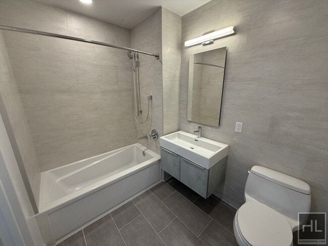 Northern Blvd | Flushing | 2BR/1BA w/Private Terrace, W/D & NO Broker's Fees!