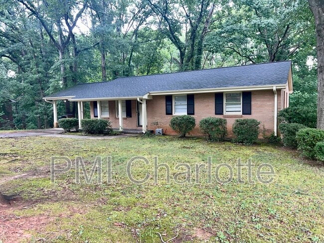 Photo - 3017 Arnold Dr