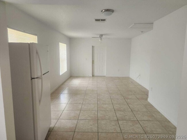 Photo - 1050 SW John MacCormack Terrace