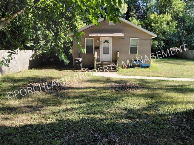 Photo - 901 W Dale Ave House