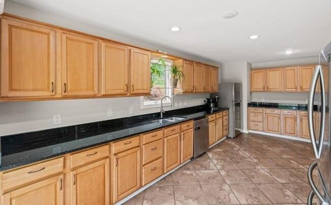 Photo - MULTI-LEVEL CONTEMPORARY HOME NEAR THE SALUDA RIVER