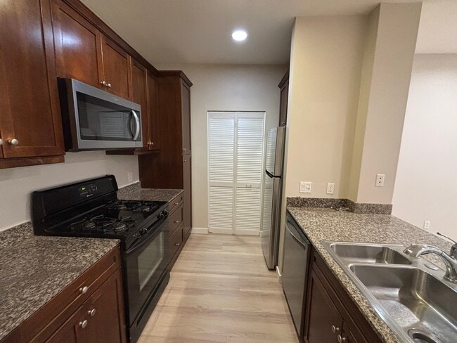 Photo - 2168 Scholarship Unit 2168