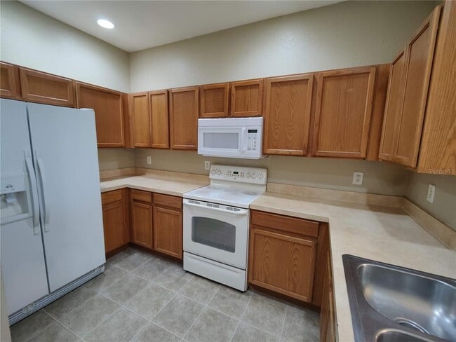 Photo - 2980 Ashland Ln S