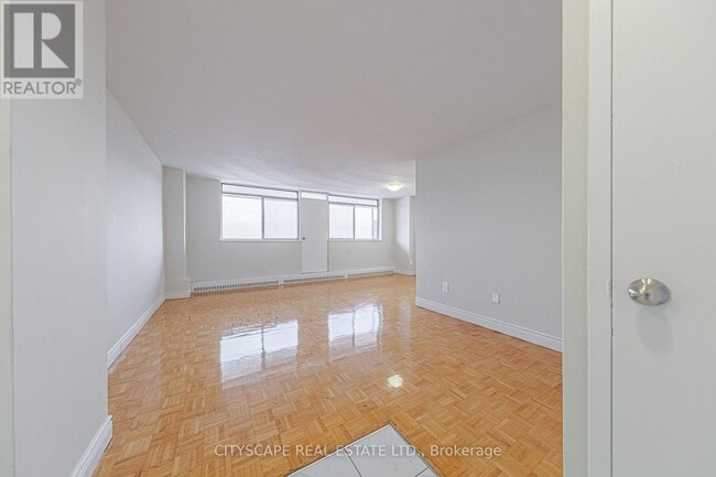 Photo - 100 Rowena Dr Unit 712