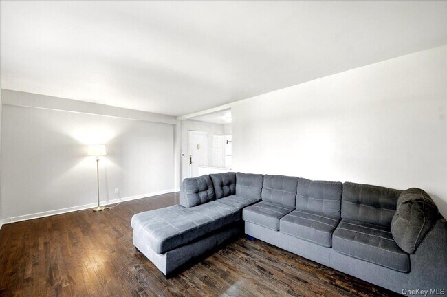 Photo - 12 Wainwright Ave Unit 1B