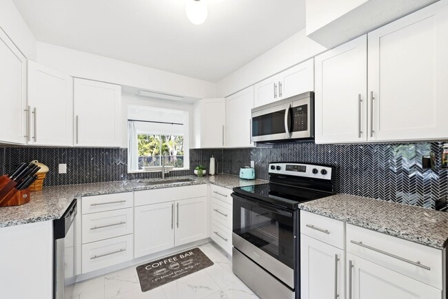 Photo - Retro Pool home close to downtown Naples