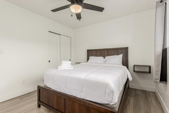 Photo - 6628 E Avalon Dr