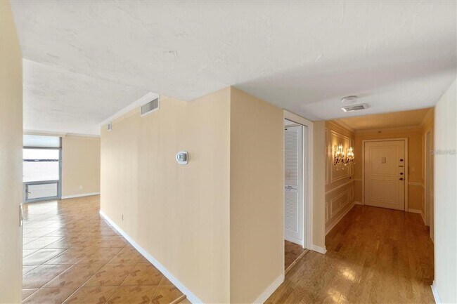 Photo - 1111 N Gulfstream Ave Unit 16C