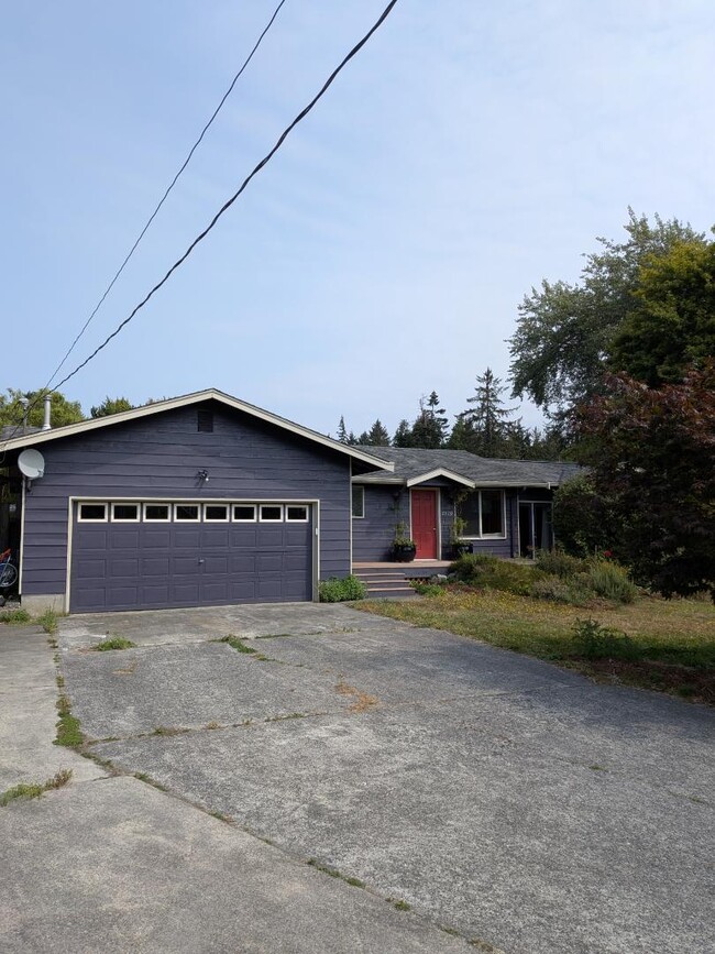 Photo - 2809 McKenzie Ave