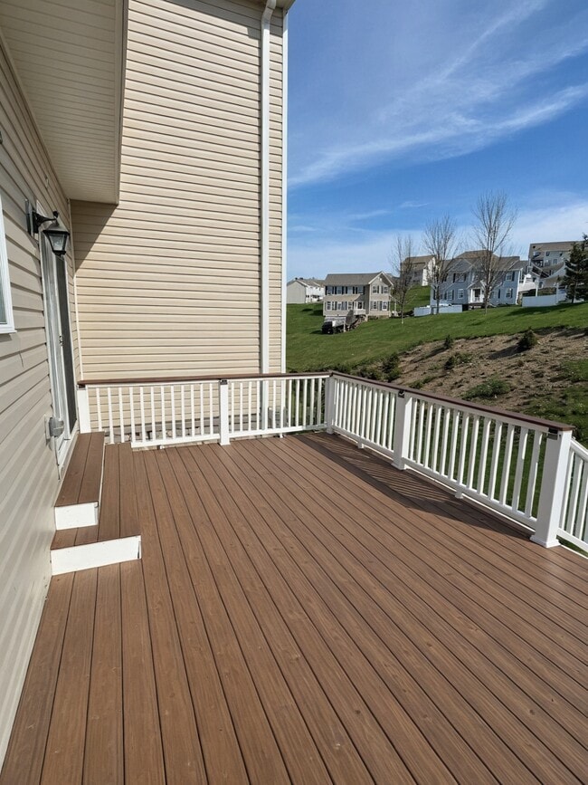 Photo - 680 Freedom Dr