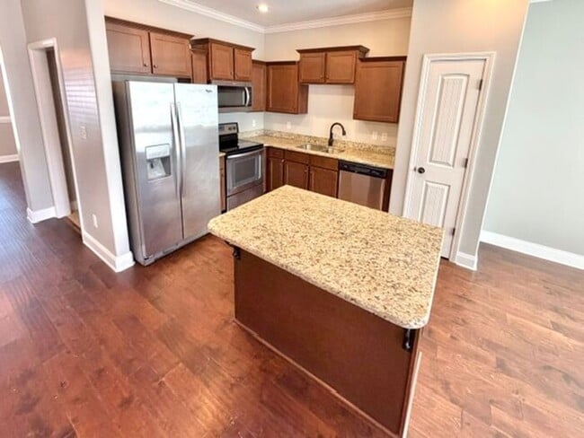 4 Bedroom 2 Bath Home In Southaven and Zoned For Highly Rated Schools