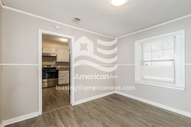 Photo - 816 Monterey St