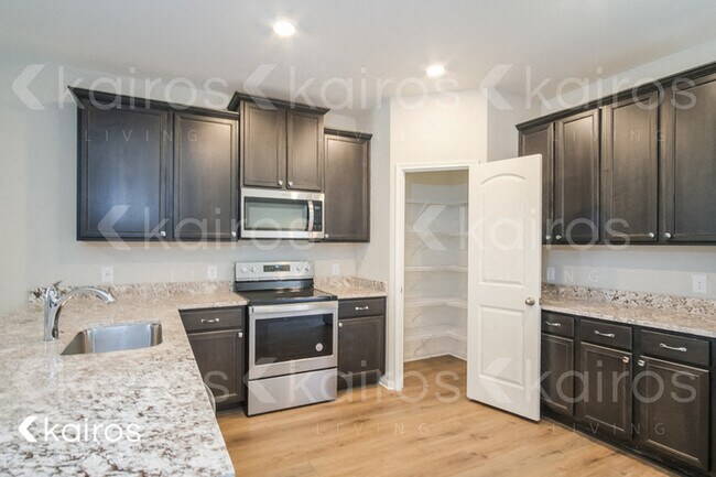 Photo - 117 Mount Vernon Way