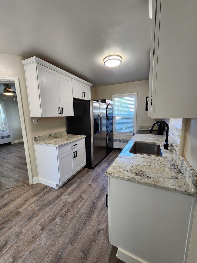 Photo - 210 E 4800 S