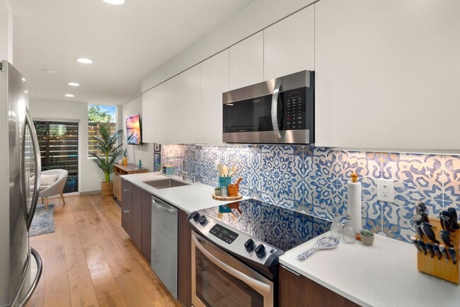 Photo - 3415 Beacon Ave S