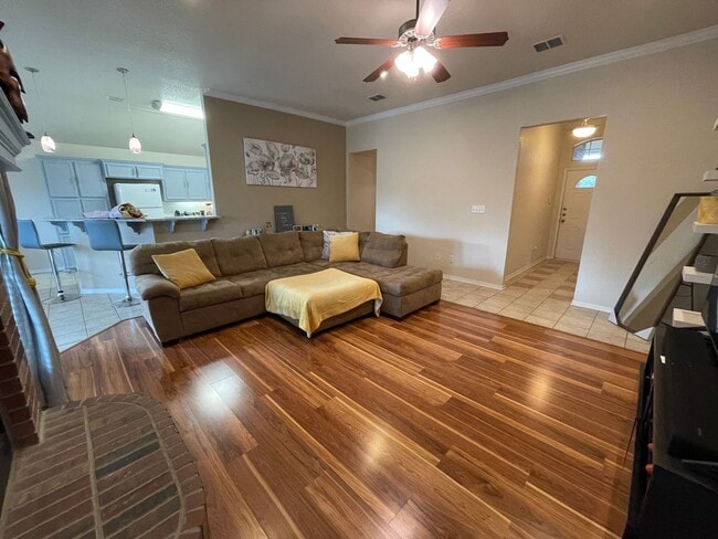 Photo - 4204 Tropicana Dr