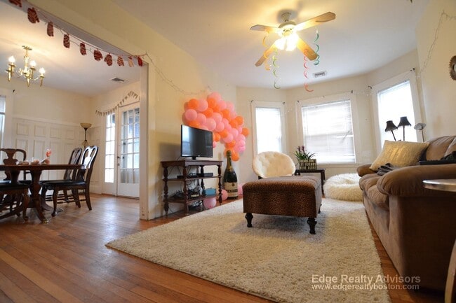 Photo - 209 Chestnut Hill Ave