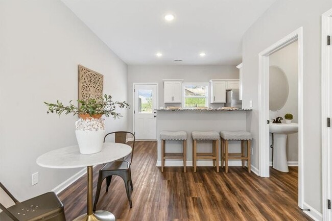 Photo - 1115 Hillwood Dr