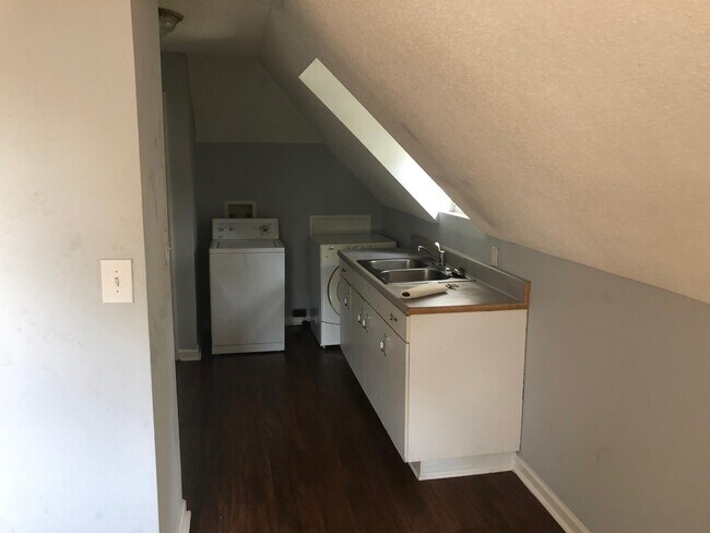1345 18th St Unit 3
