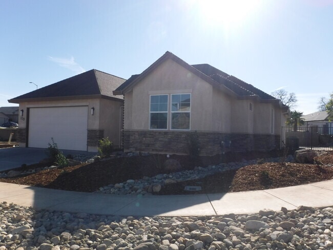 Building Photo - Beautiful Home In Highland Park